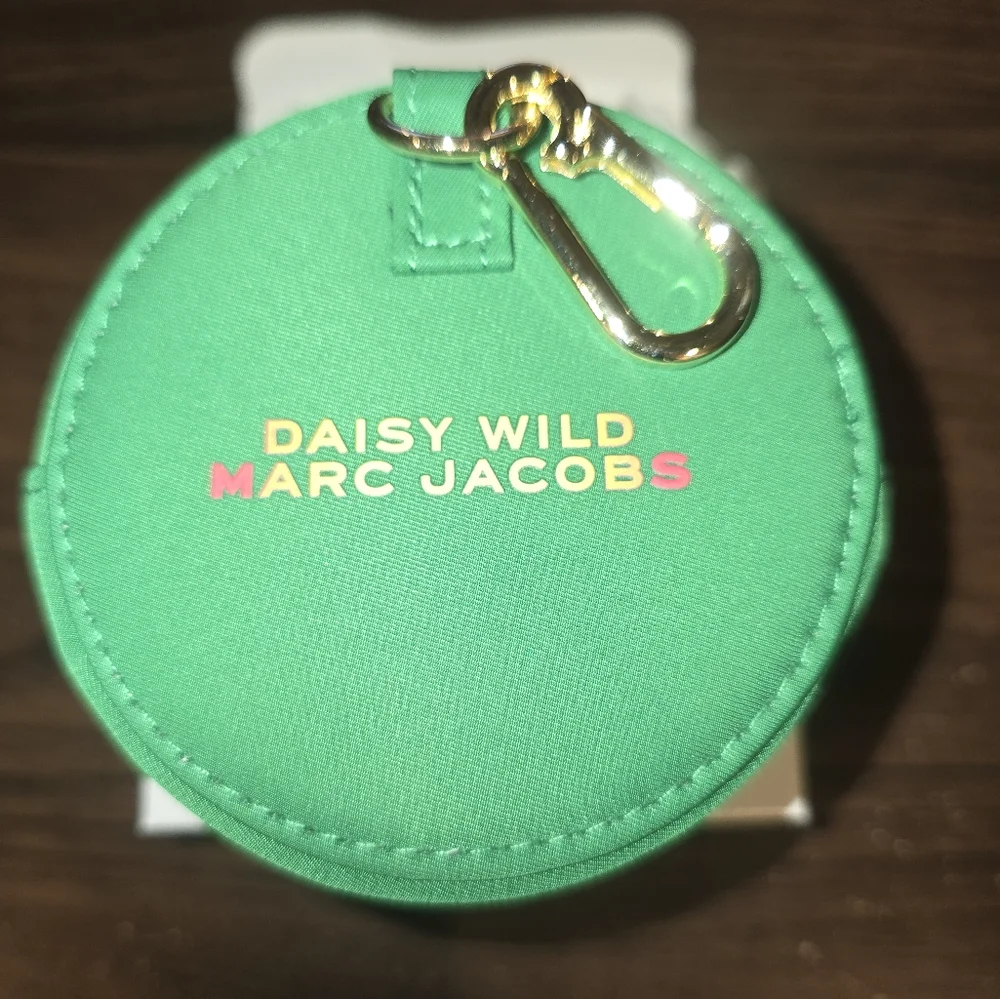 Daisy Marc Jacobs Coin Purse - Picture 3 of 6